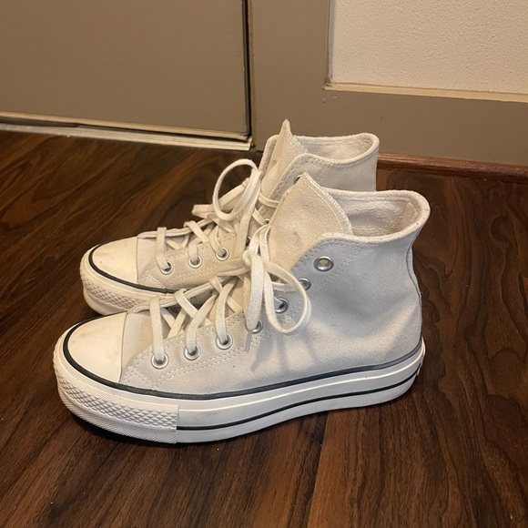 Converse Shoes - Suede Platform Converse
